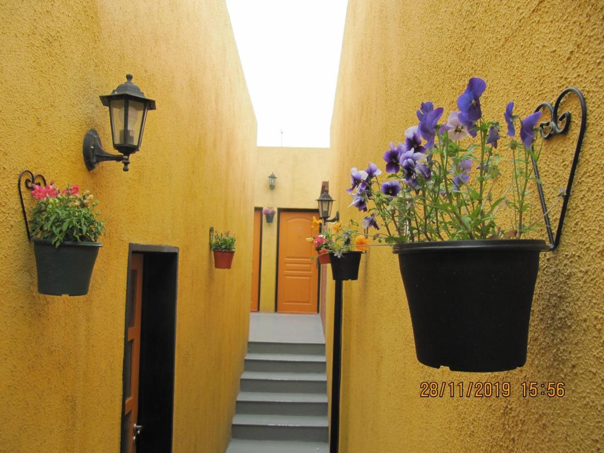 Apart Casas Del Centro El Calafate Exterior photo